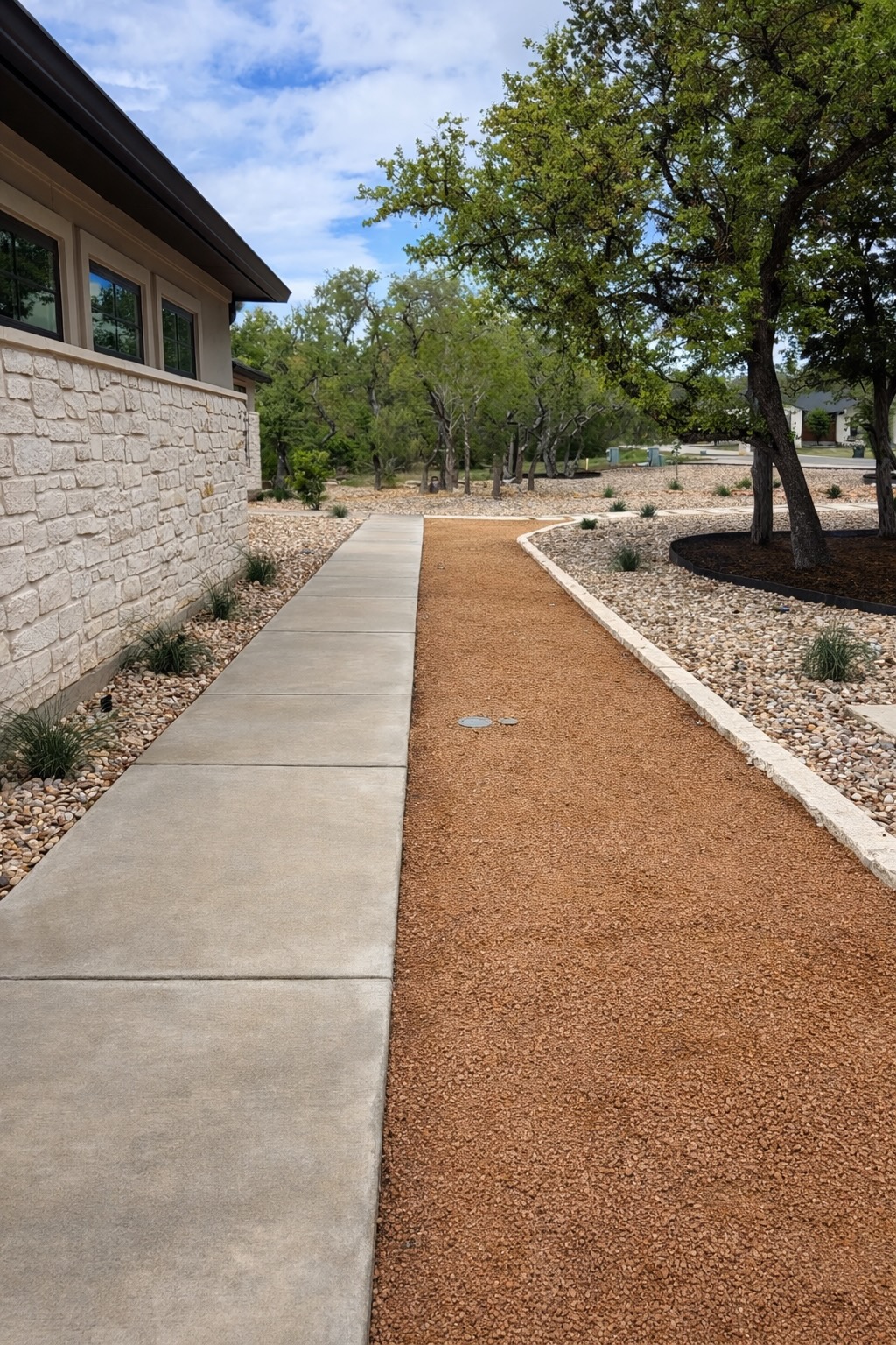 Custom outdoor kitchen with masonry